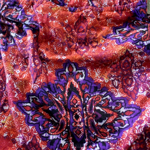 Arizona Jeans Boho Top Asymmetrical Hem - Picture 3 of 6